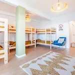 Nova Vida Barcelona Feriehus Teia